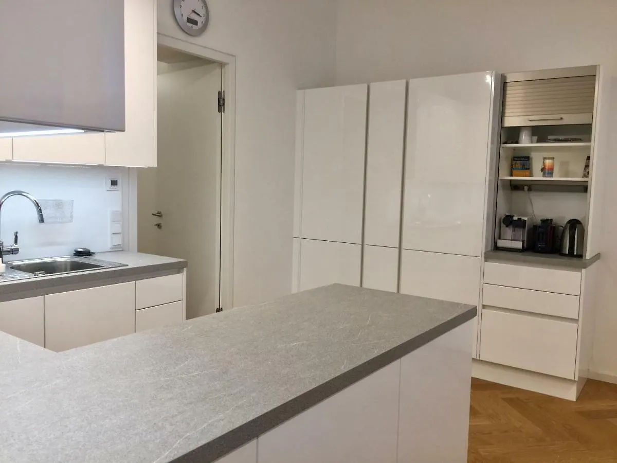 Apartment Homestay Sisi Vienna Austria